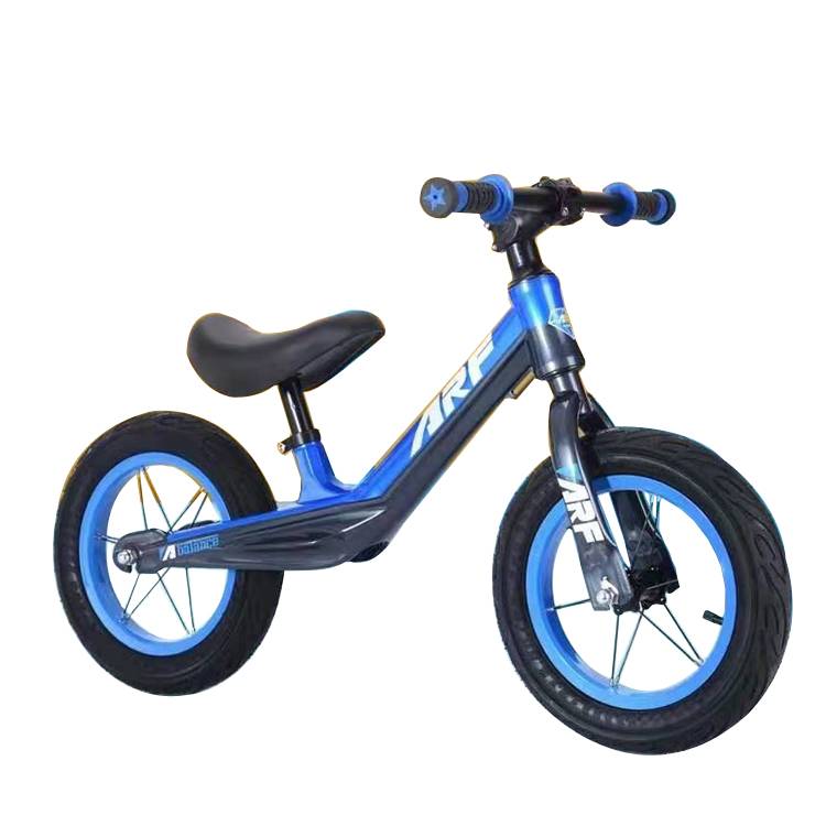 christmas child bicycle balance bike /small bicycle without chain first gift for baby /12 inch new design balance bike most like